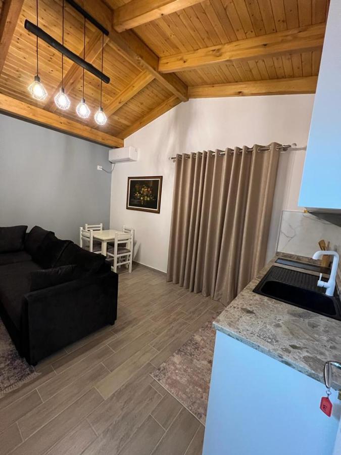 Trip-Stop Apartments Avlonya Dış mekan fotoğraf