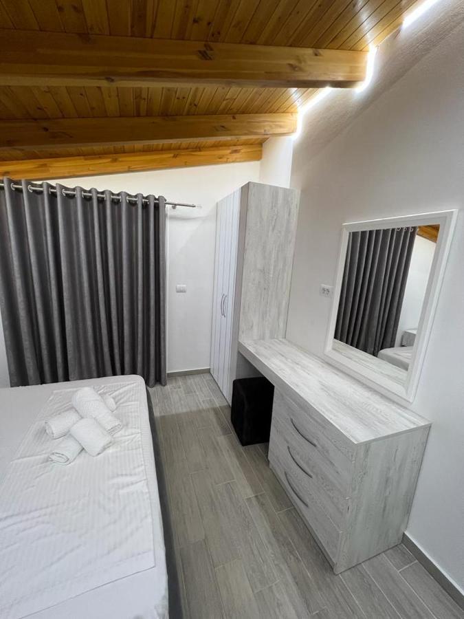 Trip-Stop Apartments Avlonya Dış mekan fotoğraf
