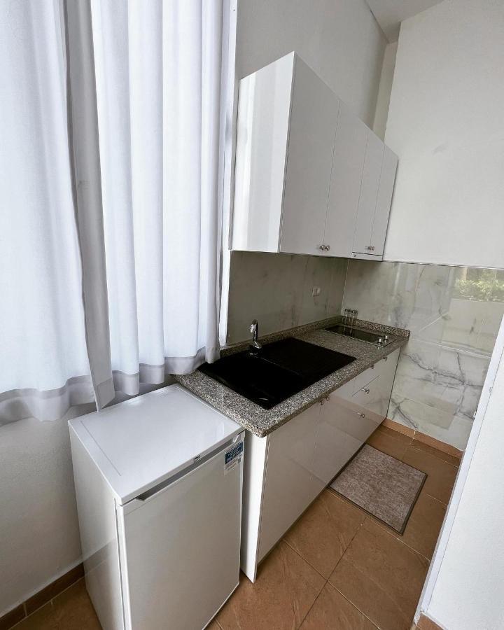 Trip-Stop Apartments Avlonya Dış mekan fotoğraf