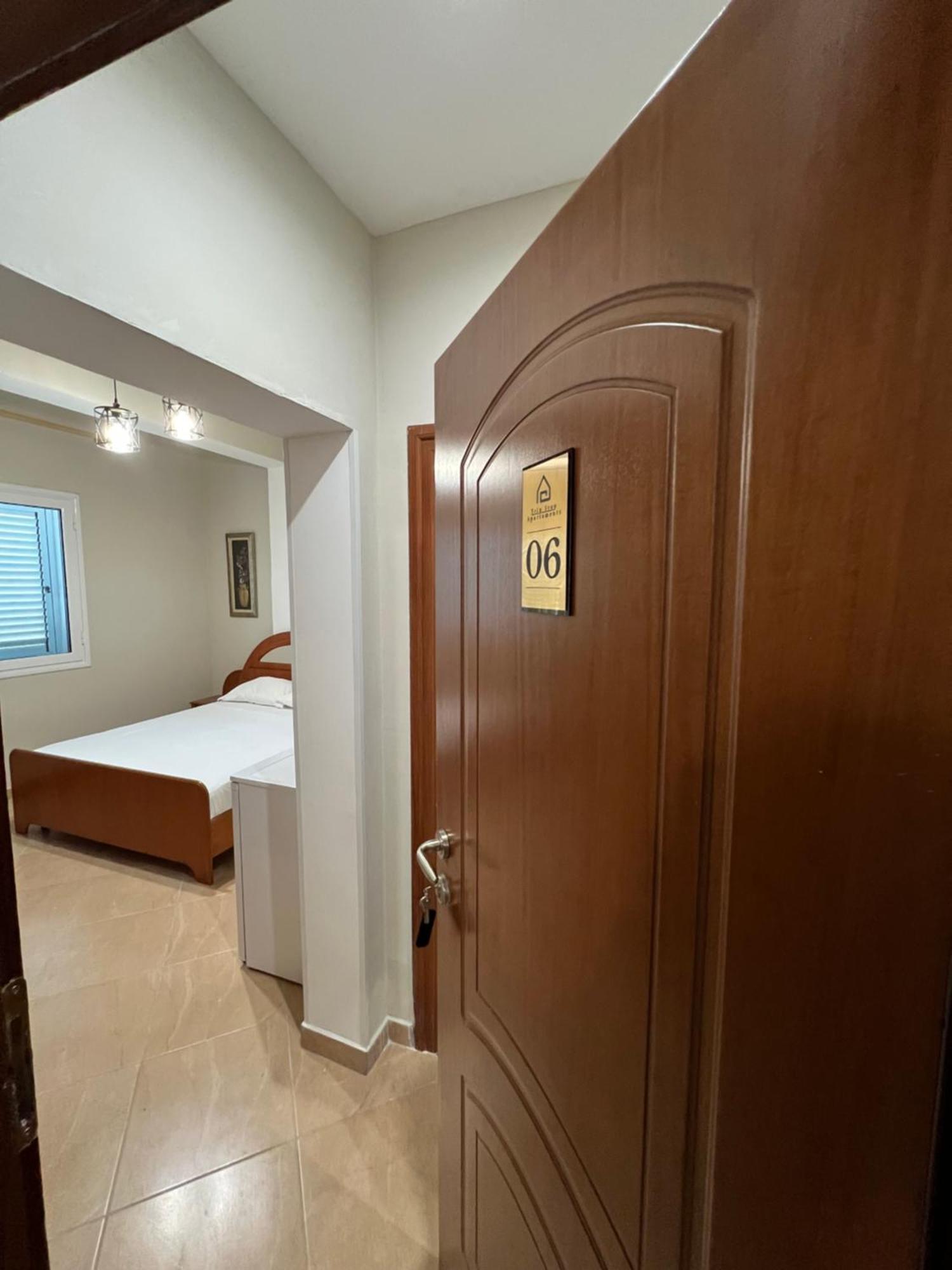 Trip-Stop Apartments Avlonya Dış mekan fotoğraf