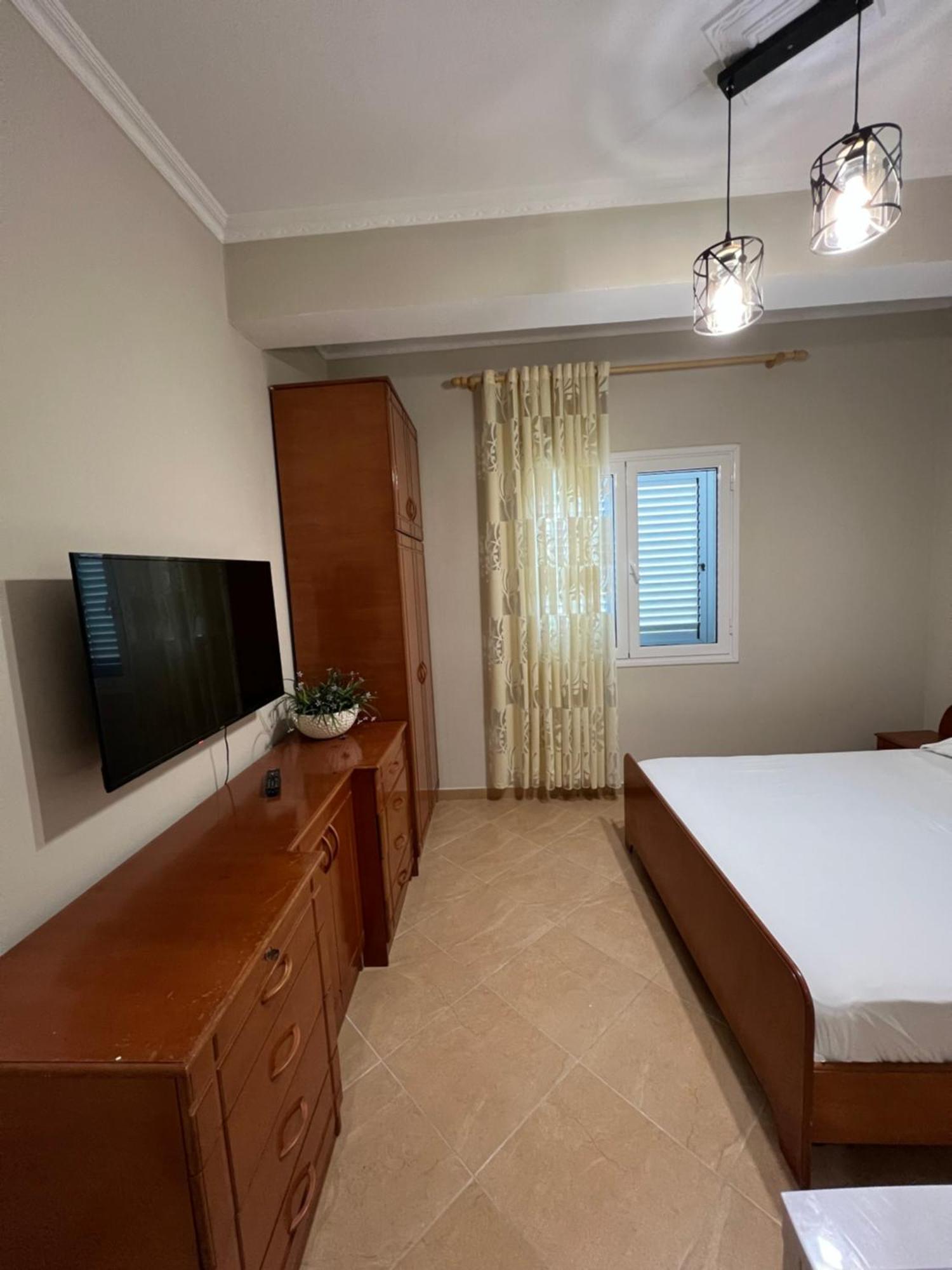 Trip-Stop Apartments Avlonya Dış mekan fotoğraf