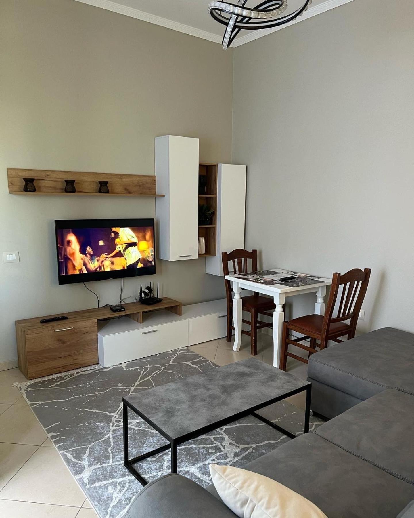 Trip-Stop Apartments Avlonya Dış mekan fotoğraf
